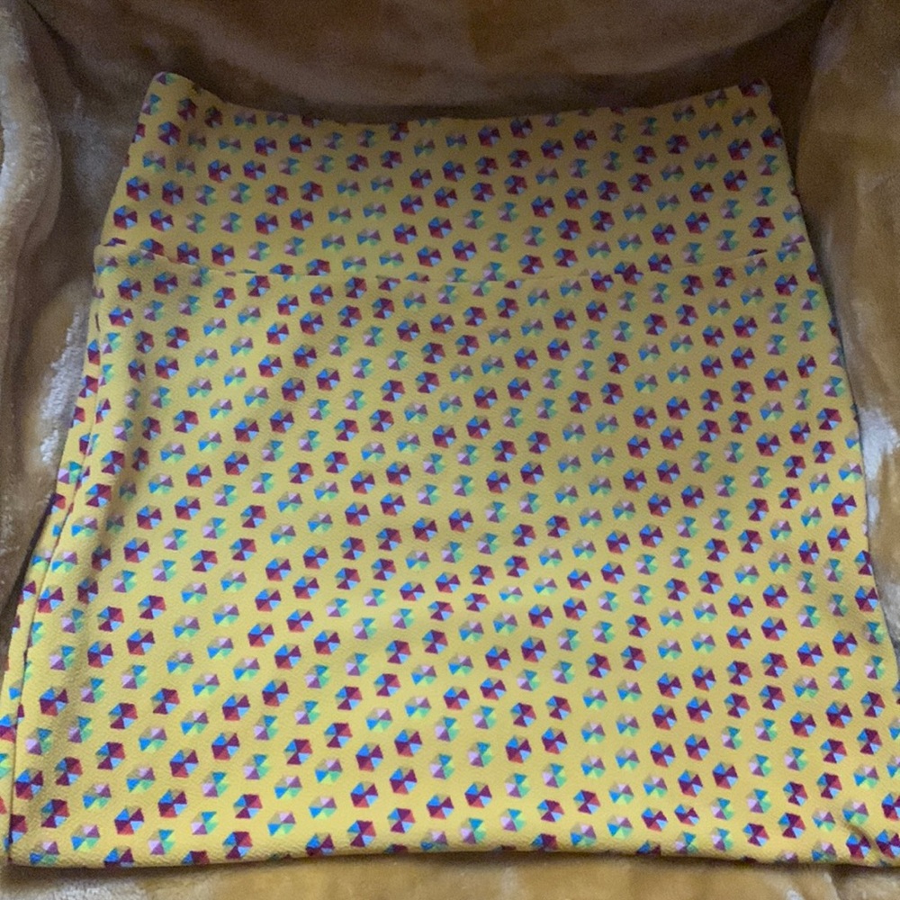 LuLaRoe Cassie Medium
